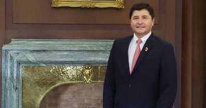 Presidente del BNF, nombrado por Mario Abdo, desmiente denuncias de Giuzzio