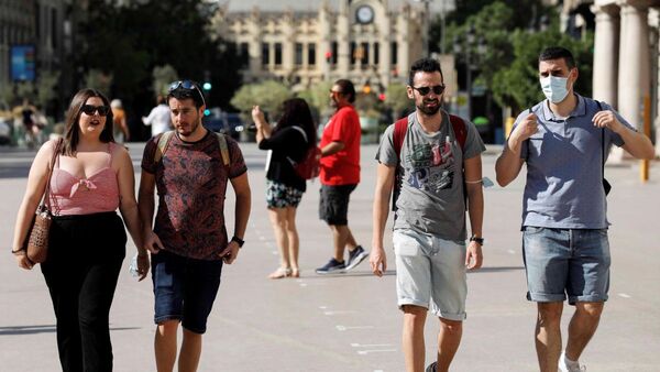 España: las mascarillas dejarán de ser obligatorias al aire libre desde el jueves