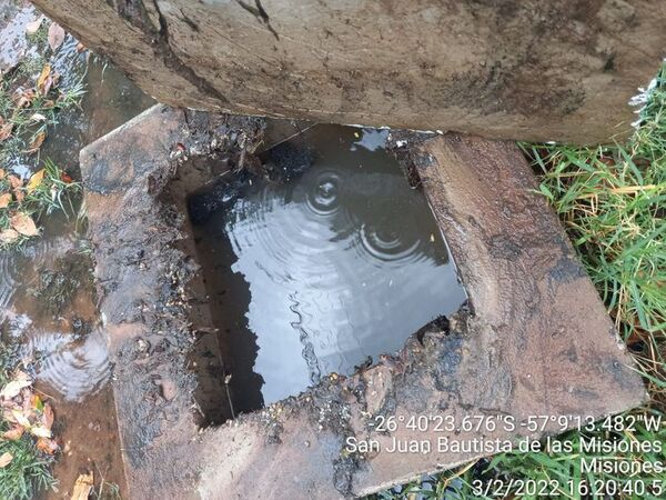 Colapsó antes de inaugurarse obra cloacal que contratista abandonó - Nacionales - ABC Color