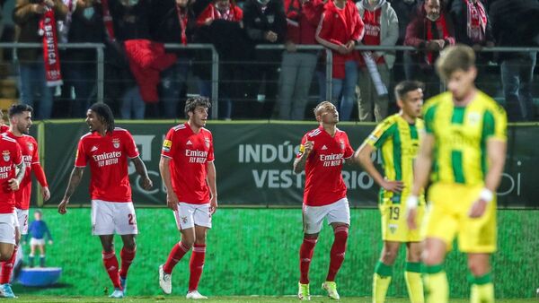 El Benfica toma aire ante el Tondela