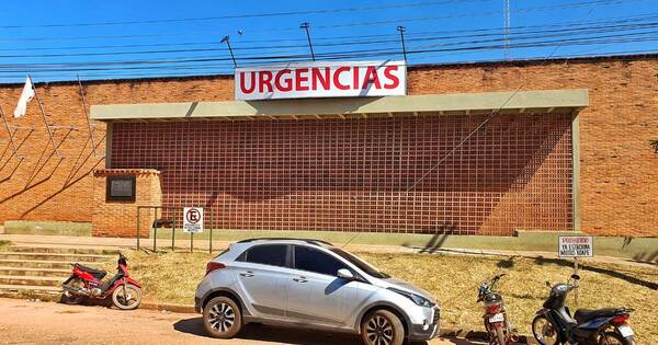 La Nación / Motociclistas armados atropellaron sala de urgencias del Hospital de Concepción