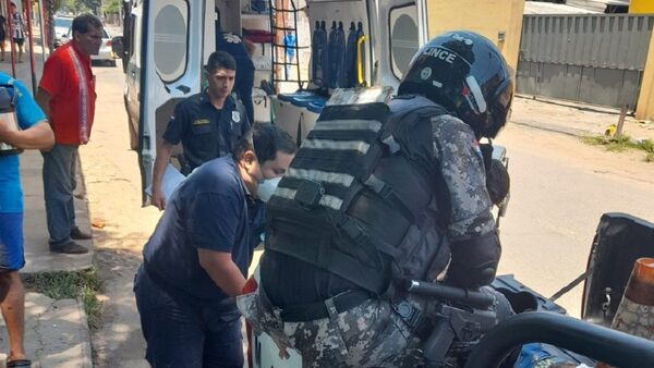 Ronda de tragos termina con dos heridos en Asunción