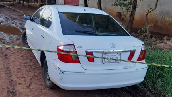 Ciudad del Este: Delincuentes roban millonaria suma, pero luego abandonan el dinero en un auto