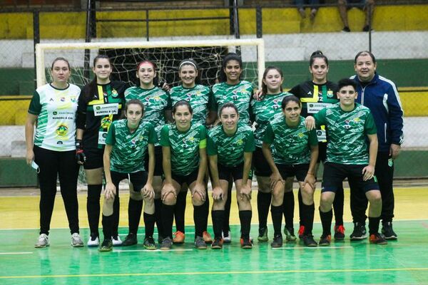 Tramo final de eliminatorias femeninas en el Nacional de Fútbol de Salón - Polideportivo - ABC Color