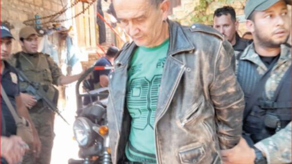 Agarraron al alemán que disparó a policías: Encontraron retrato de una niña desnuda
