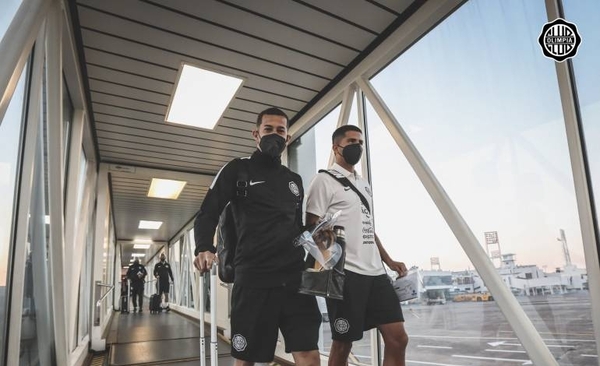 Diario HOY | Olimpia ya viaja a Perú para el debut en Libertadores