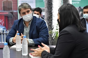 Intendente se reunión con Ministra de la STP - El Observador