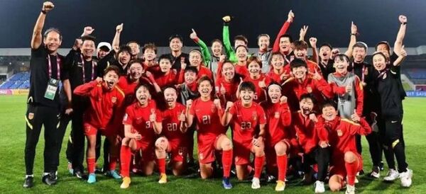 Peticiones de igualdad salarial tras título de China en la Copa de Asia Femenina