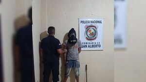 Quiso matar a machetazos a su hijastro de casi su misma edad