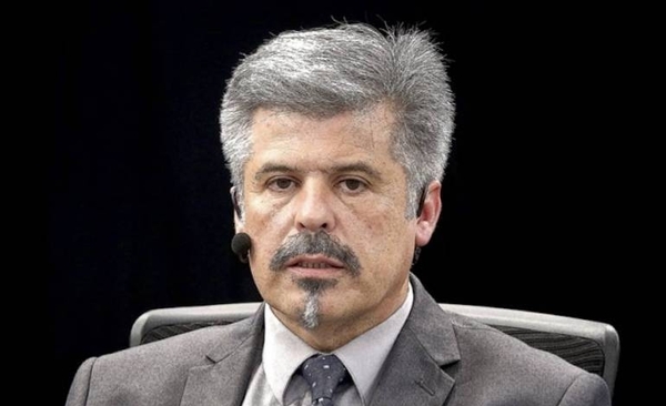 Diario HOY | Escupir sobre la Bolsa de Valores es un peligro, critican a Giuzzio