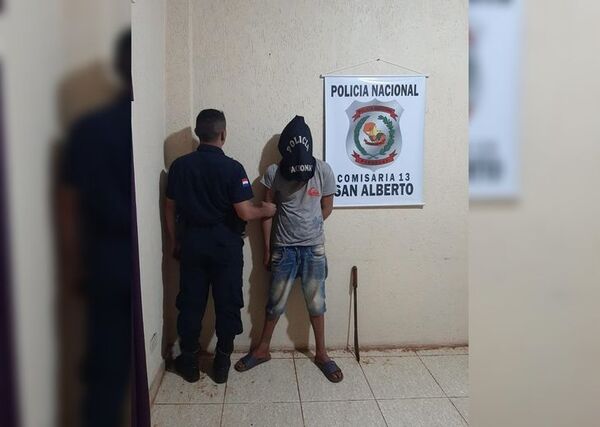 Quiso matar a machetazos a su hijastro de casi su misma edad