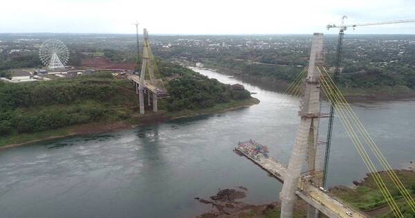 La Nación / Puente de Integración: inician pagos a afectados por obras en Presidente Franco