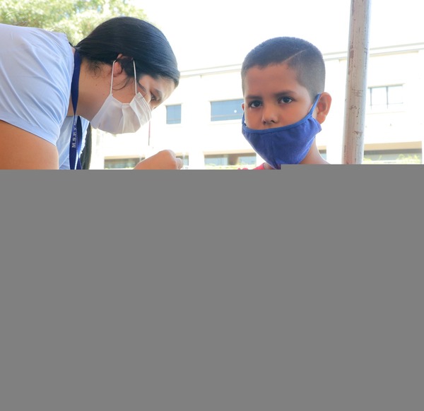 Instan a vacunarse y seguir con las medidas de protección para prevenir el Covid-19 - .::Agencia IP::.