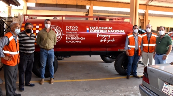 Las Regionales Central Chaco y Gral. Bruguez recibieron tanques para lucha contra incendios