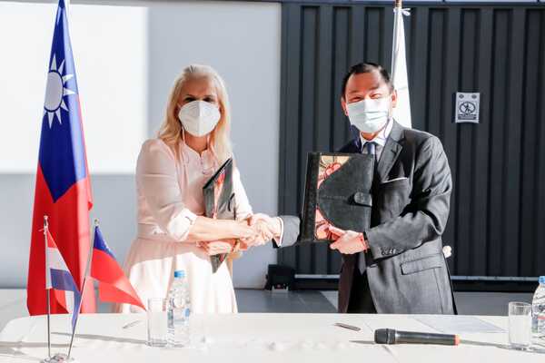 La SENAD recibió un desembolso de 2,5 millones de dólares para la construcción de un laboratorio forense y centro de evidencias