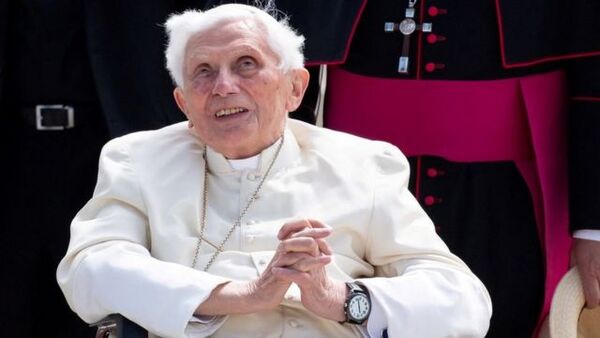 Benedicto XVI pidió perdón a víctimas de abusos tras informes sobre pederastía en Alemania - ADN Digital