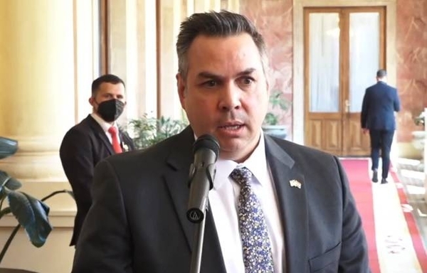 Diario HOY | Representante de EEUU se reunió con Mario Abdo y abogó por fortalecer instituciones