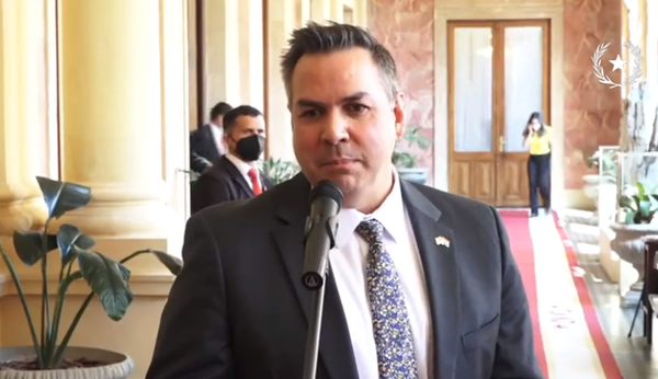 Combatir la corrupción e impunidad, el pedido de Joe Salazar a Abdo