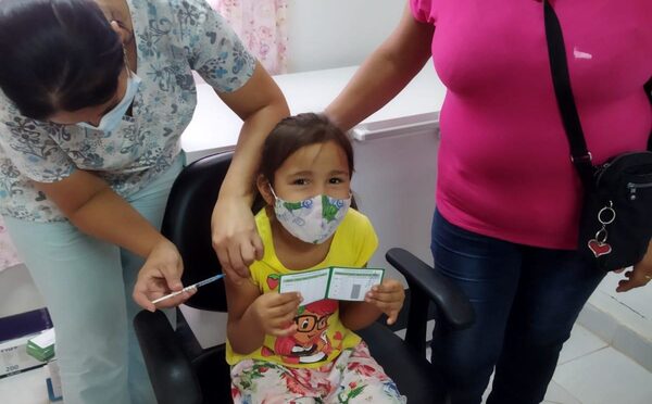 Vacunación de niños fortalece el retorno a clases presenciales en Boquerón