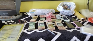 Diario HOY | Salto del Guairá: Allanan vivienda utilizada para venta de drogas y capturan a una mujer