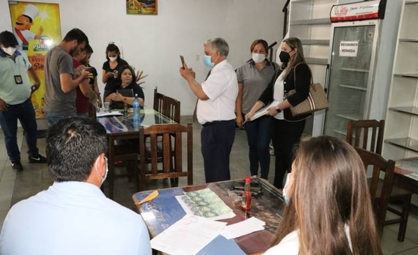 Diario HOY | Un funcionario judicial y dos presuntas abogadas detenidas por cobrar una coima