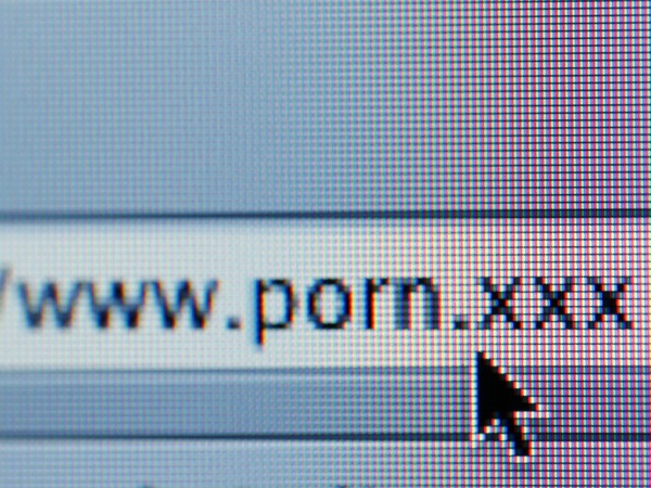 Reino Unido quiere obligar a las webs porno a verificar la edad de sus usuarios