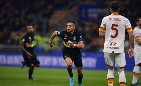 Diario HOY | Un golazo de Alexis Sánchez elimina a la Roma en el regreso de Mou a San Siro