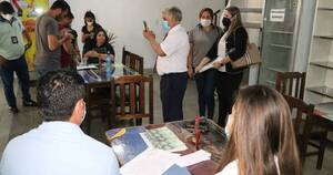 La Nación / Detienen a funcionario judicial y a dos abogadas por intento de estafa y pedido de coima