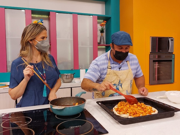 Cocina LMCD: Pizza con pollos kzero picante - SNT