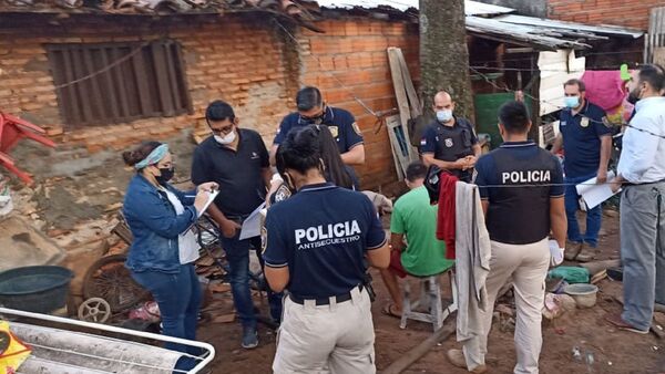 Exconvicto se hacía pasar por mujeres cueronas y sextorsionaba a hombres