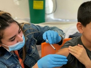 Instituciones educativas privadas sugieren que primeros días de clases sean jornadas de vacunación