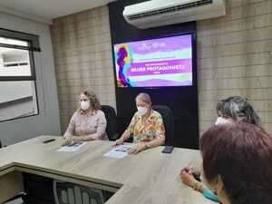 UNAE invita a postular a la "Mujer Protagonista 2022"
