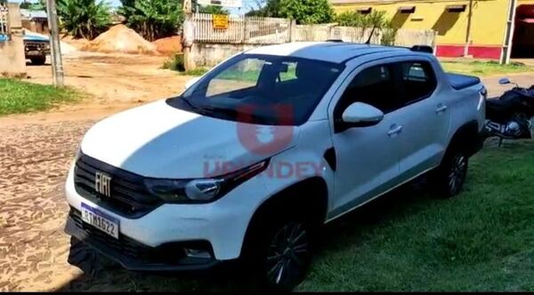 Policía cerró el paso a delincuentes que robaron vehículo en Punta Porã