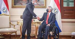 La Nación / Radicado en Paraguay, expresidente ecuatoriano defenderá la causa de los discapacitados
