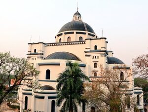 Reforzarán seguridad y controles en la Basílica de Caacupé · Radio Monumental 1080 AM