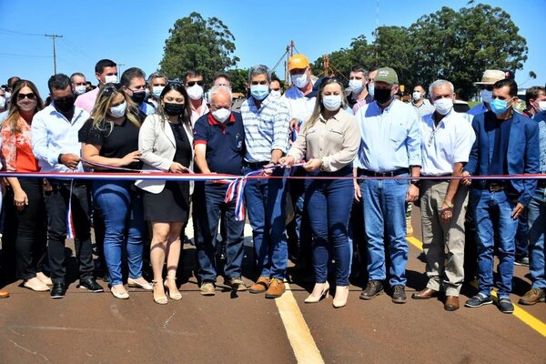 Gobierno concreta 3.059 km pavimentados, cifra récord en la historia del Paraguay | OnLivePy