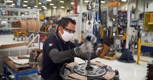 La Nación / Disputa por autopartes en acuerdo entre Canadá, México y EEUU