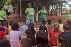 Niños del merendero Canaán reciben asistencia en la ciudad de Limpio