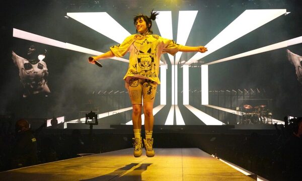 Billie Eilish paró su último concierto para ayudar a una fan que necesitaba un inhalador