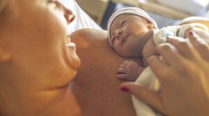 La importancia del contacto piel a piel del recién nacido con su madre