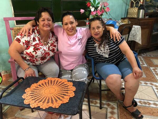 Crónica / "Tenía el corazón en la garganta" dijo Enrica Locatelli, tras el encuentro con sus hermanos