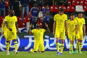 Crónica / Unomi del Chelsea y jugará ante Palmeiras la final del Mundial de Clubes