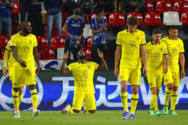 Crónica / Unomi del Chelsea y jugará ante Palmeiras la final del Mundial de Clubes