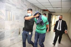 Alemán que se atrincheró y baleó a policías será remitido a la cárcel de Tacumbú
