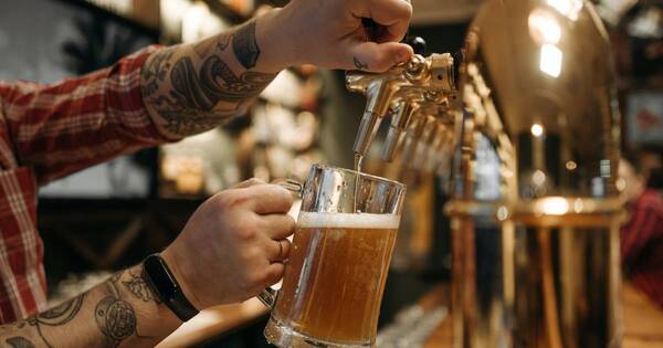 La Nación / En marzo aumentará la tasa de impuesto para bebidas alcohólicas
