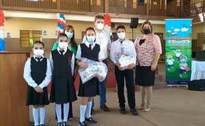Ministro verifica obras y entrega equipos tecnológicos en Alto Paraná