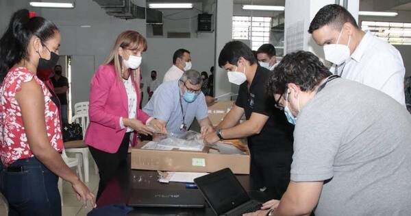 La Nación / Culminó auditoría de maletines electorales a ser utilizados en comicios de dos municipios