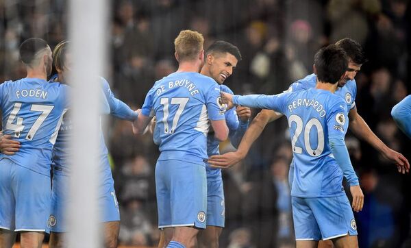 El City se distancia - Fútbol Internacional - ABC Color