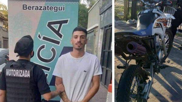 Crónica / Cantante de cumbia trap, "El Noba", apresado por andar en moto robada
