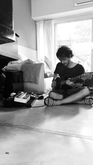 Simón Bosio: “El trance creativo es mucho más importante que cualquier técnica” - Música - ABC Color
